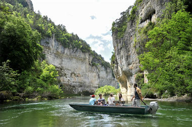 descente en barque descente en barque les bateliers des gorges du tarn